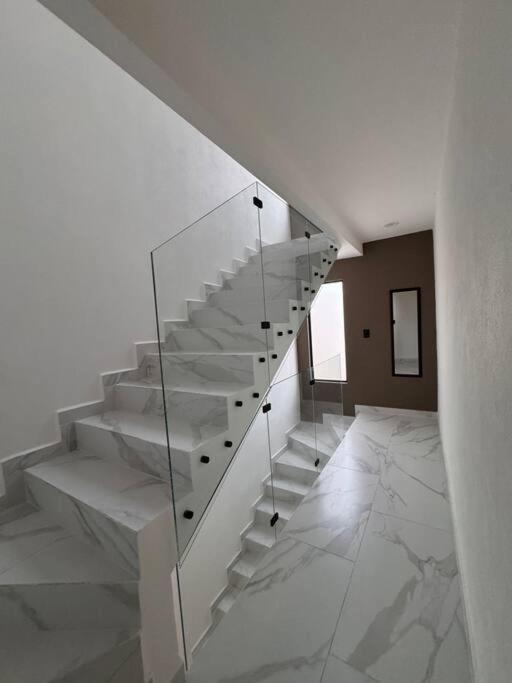 Вілла Casa Queretaro Facturamos Miranda Екстер'єр фото