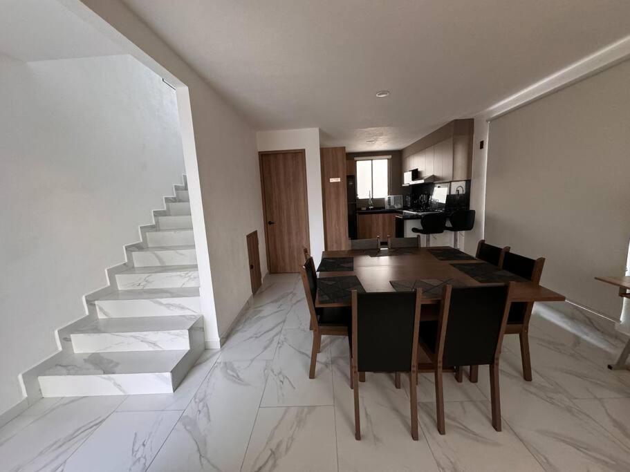 Вілла Casa Queretaro Facturamos Miranda Екстер'єр фото